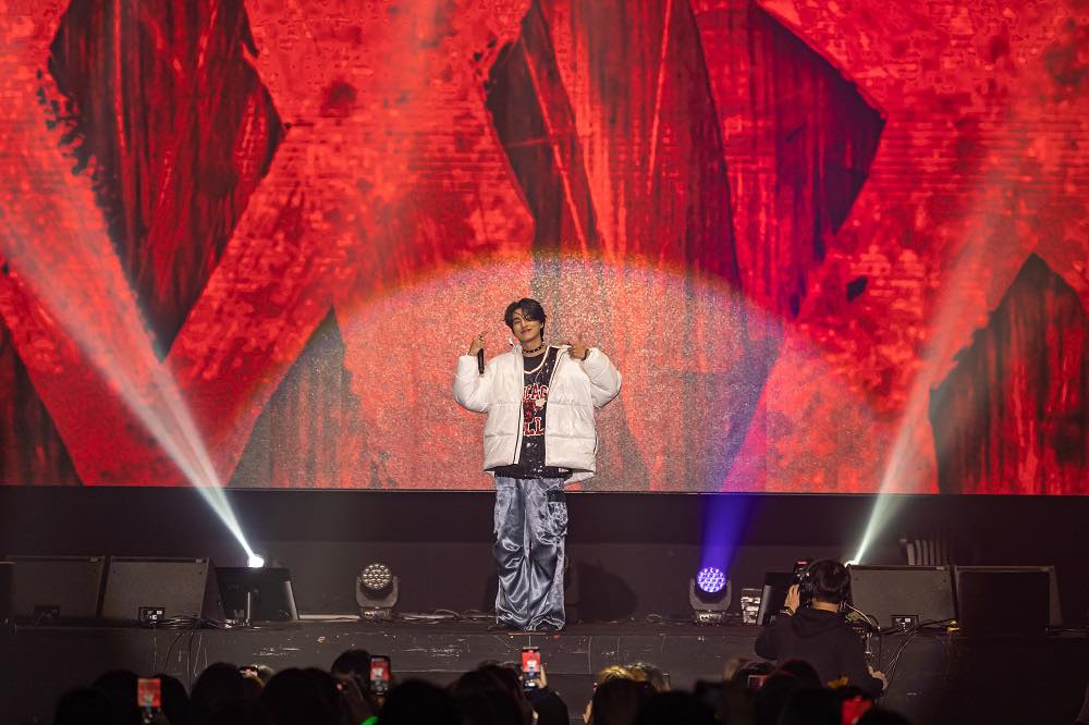 สุดประทับใจ กลัฟ คณาวุฒิ จัดเต็มแฟนมีตติ้งครั้งแรกที่เกาหลีใต้ สุดประทับใจ กลัฟ คณาวุฒิ จัดเต็มแฟนมีตติ้งครั้งแรกที่เกาหลีใต้