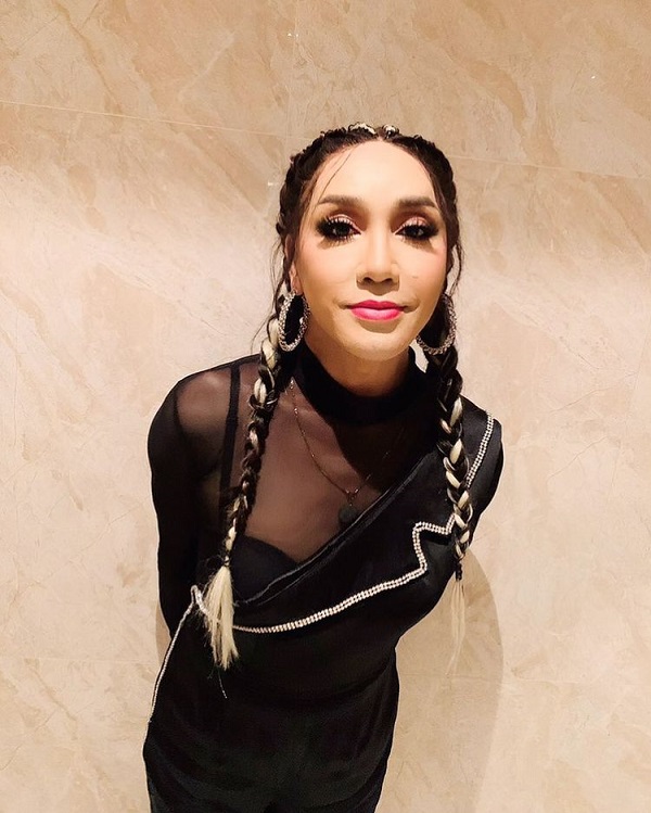 คนบันเทิงดวงดีส่งท้ายปีกับสลากกินแบ่งงวดสุดท้าย ปี2564 (มีคลิป)