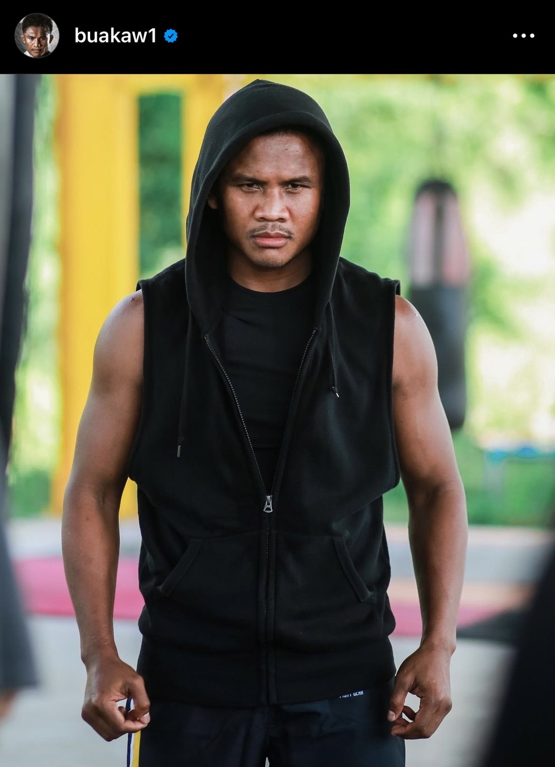 ฮาลั่น! แจ๊ส ชวนชื่น เจอ บัวขาว ถึงกับเข่าทรุดยกมือไหว้ ฮาลั่น! แจ๊ส ชวนชื่น เจอ บัวขาว ถึงกับเข่าทรุดยกมือไหว้