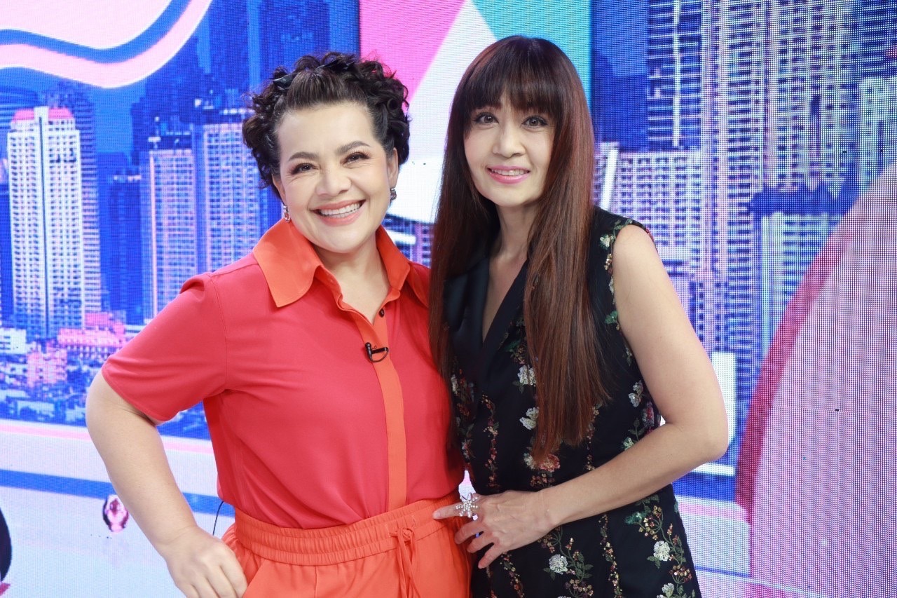 บุ๋ม ตรีรัก เคลียร์ข่าวลืออกหกจนต้องหนีไปพักใจอยู่ต่างประเทศ บุ๋ม ตรีรัก เคลียร์ข่าวลืออกหกจนต้องหนีไปพักใจอยู่ต่างประเทศ