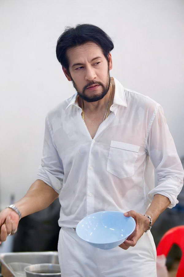 บิณฑ์ บรรลือฤทธิ์ ลงช่วย น้ำท่วมภาคใต้ สร้อยคอทองคำ5บาทตกหาย ใครเจอขอคืนแค่พระ บิณฑ์ บรรลือฤทธิ์ ลงช่วย น้ำท่วมภาคใต้ สร้อยคอทองคำ5บาทตกหาย ใครเจอขอคืนแค่พระ