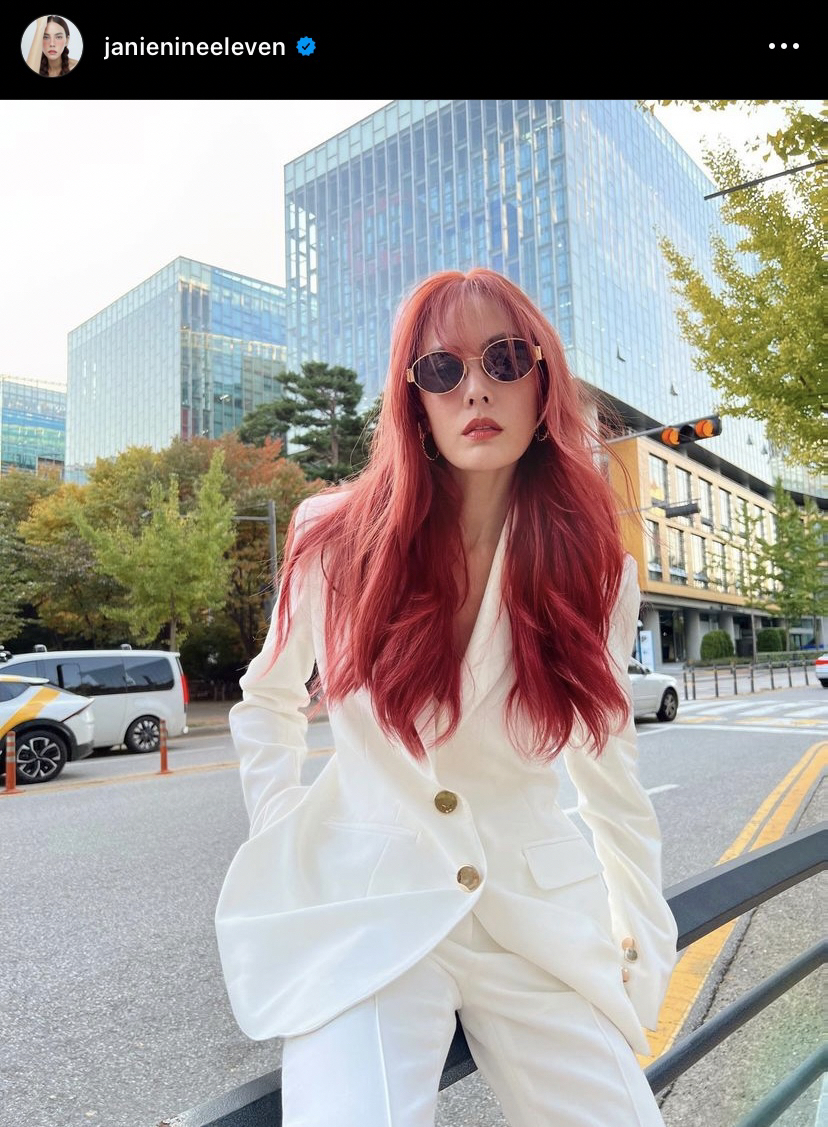 เอาอะไรมาต้าน!! เจนี่ สลัดผ้าแซ่บไฟลุก อวดหุ่นโชว์แผ่นหลัง