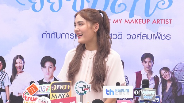 เจนี่ เดินหน้าเอาผิดเกรียนคีย์บอร์ด ไม่ยอมถ้ามาทำร้ายลูกสาว (มีคลิป) เจนี่ เดินหน้าเอาผิดเกรียนคีย์บอร์ด ไม่ยอมถ้ามาทำร้ายลูกสาว (มีคลิป)