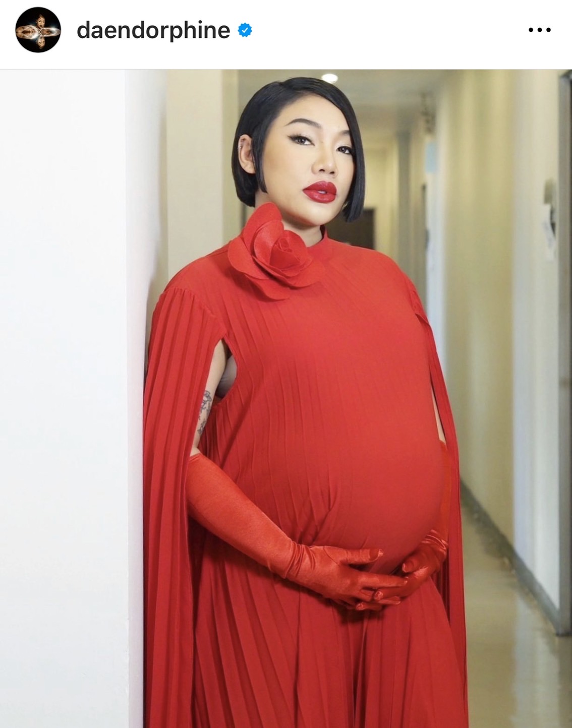 ดา เอ็นโดรฟิน คลอดลูกชายคนแรก เดนนิส เฮลั่น!! ดูแลไม่ห่าง ดา เอ็นโดรฟิน คลอดลูกชายคนแรก เดนนิส เฮลั่น!! ดูแลไม่ห่าง