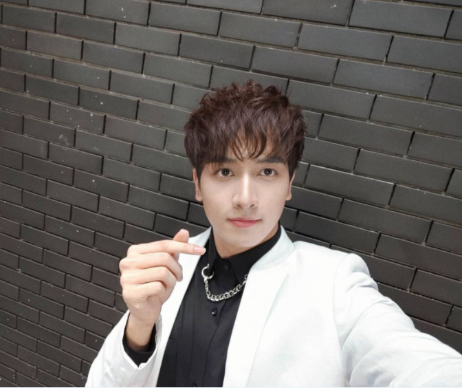 เนเน่ #Nene_isReady ขึ้นเทรนด์ เตรียมเป็นเมนเทอร์ใน CHUANG 2021 (มีคลิป) เนเน่ #Nene_isReady ขึ้นเทรนด์ เตรียมเป็นเมนเทอร์ใน CHUANG 2021 (มีคลิป)