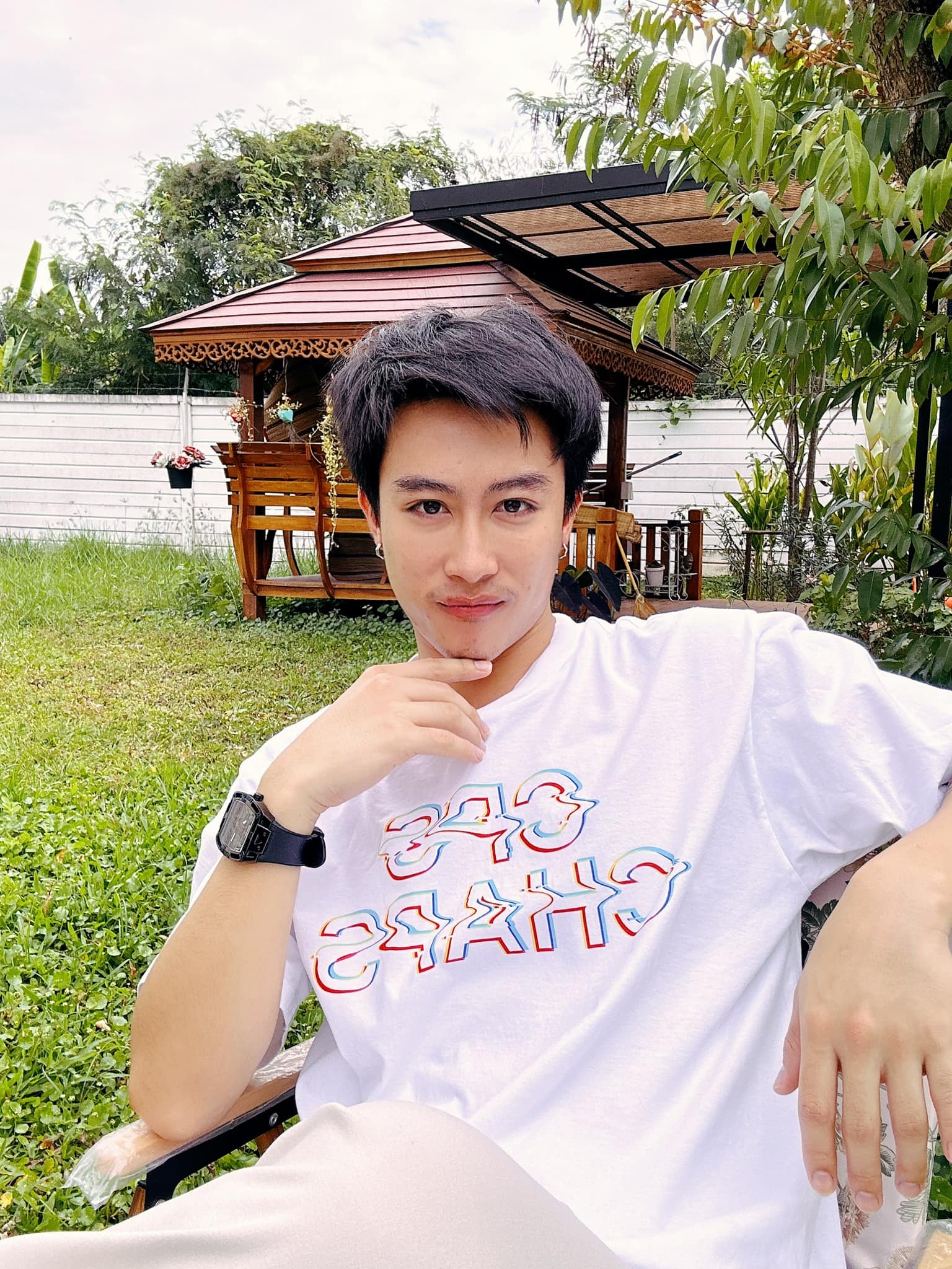 แฟนคลับแห่ส่งกำลังใจก้อนโตให้ นุ๊ก ธนดล แฟนคลับแห่ส่งกำลังใจก้อนโตให้ นุ๊ก ธนดล