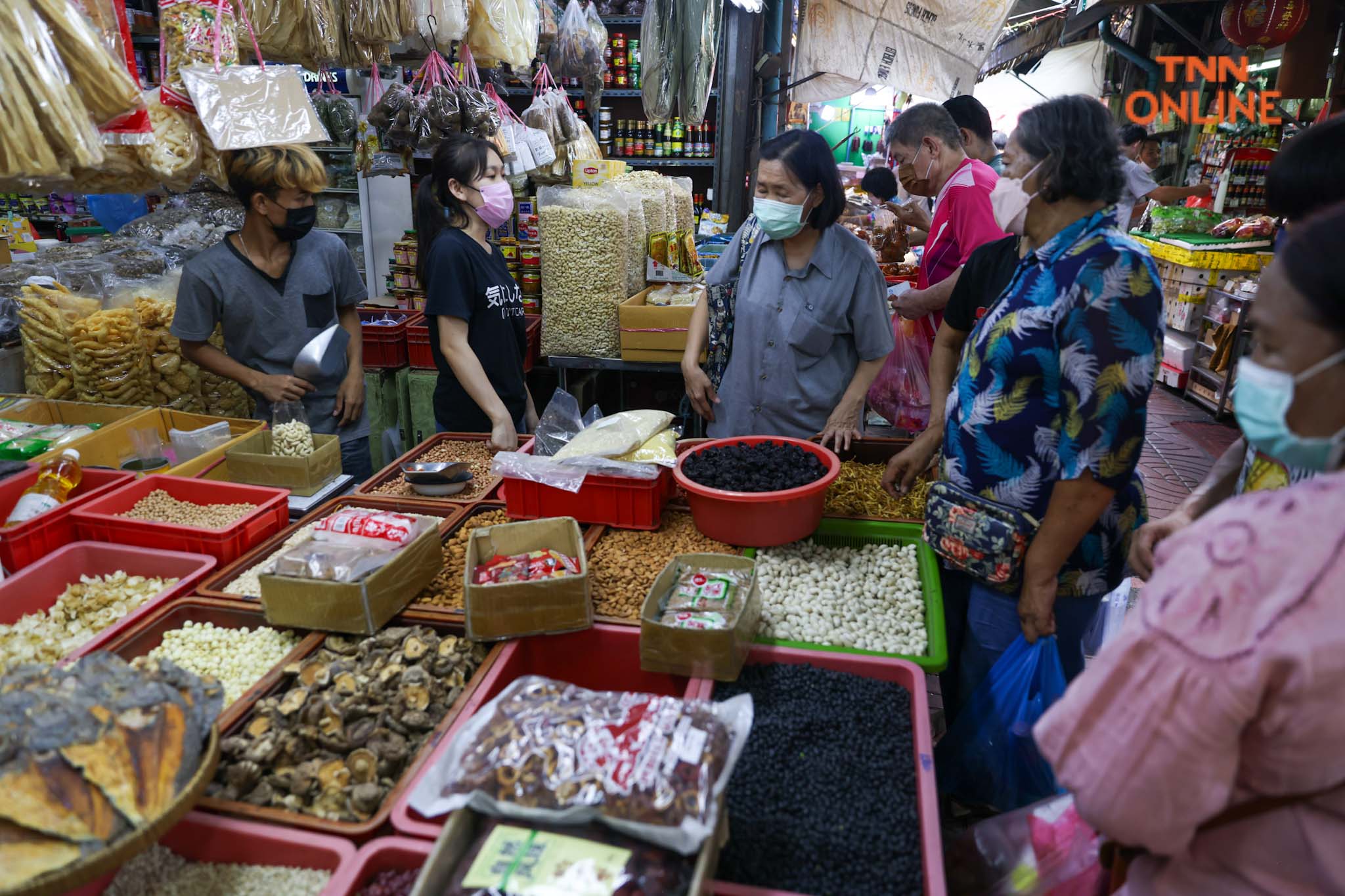 ซื้อของวันจ่าย “สารทจีน” กำลังซื้อลดเน้นประหยัด ซื้อของวันจ่าย “สารทจีน” กำลังซื้อลดเน้นประหยัด