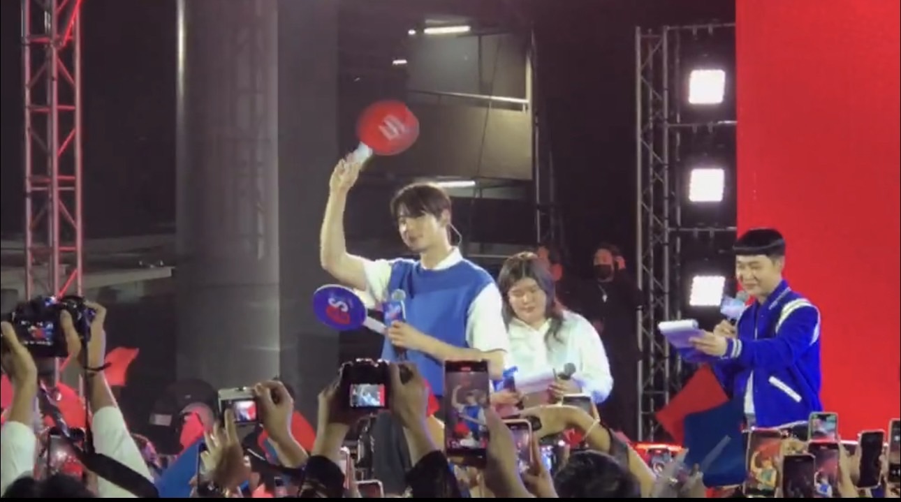 หนุ่มหล่อขวัญใจอโรฮ่า ชาอึนอู บินลัดฟ้ามอบความสุขถึงไทย กับงานแฟนมีต Awesome Night with CHA EUN WOO