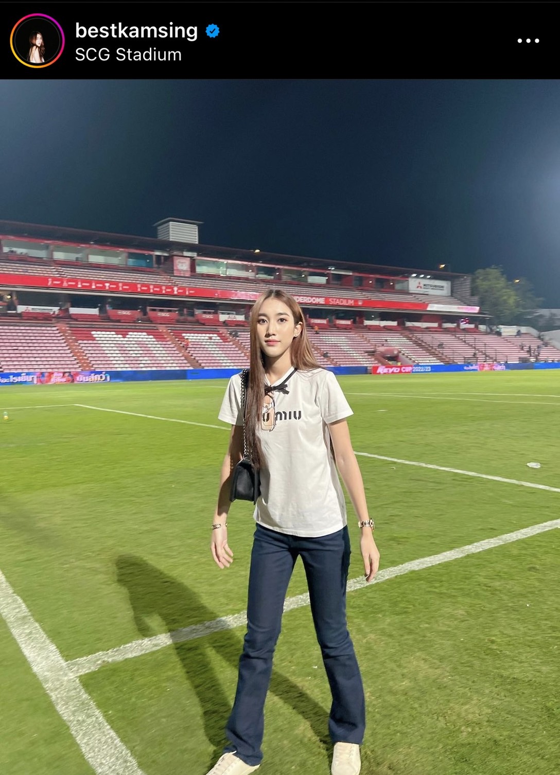 สุดปัง! เบส รักษ์วนีย์ ถ่ายละครวันแรก แฟนคลับส่งกำลังใจถึงกองถ่าย สุดปัง! เบส รักษ์วนีย์ ถ่ายละครวันแรก แฟนคลับส่งกำลังใจถึงกองถ่าย