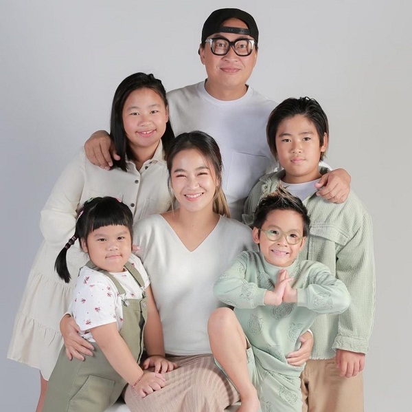 จูน กษมา ติดโควิด19 เปิ้ล นาคร และลูกๆ ต้องกักตัว  (มีคลิป)  