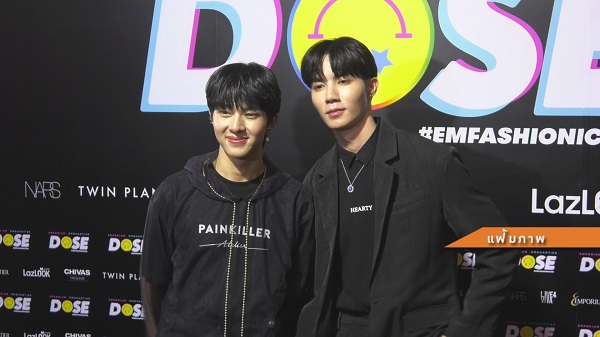 “อิน สาริน” ยืนยันไร้ปัญหาสองคู่จิ้น หลังปฏิเสธการถ่ายรูป (มีคลิป) “อิน สาริน” ยืนยันไร้ปัญหาสองคู่จิ้น หลังปฏิเสธการถ่ายรูป (มีคลิป)
