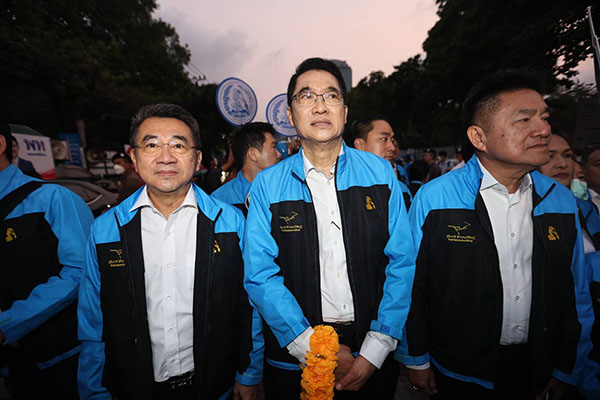 เลือกตั้ง 2566 ประมวลภาพแกนนำพรรคการเมืองนำทีมสมัครส.ส.เขตกทม.