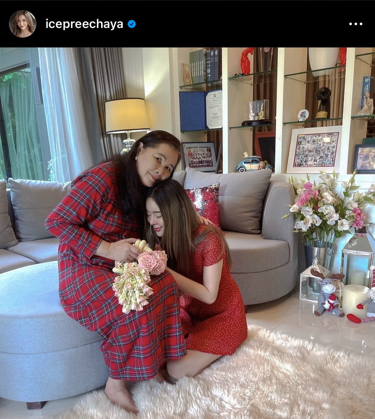 ไอซ์ ปรีชญา ส่งข้อความสุดท้ายหาคุณแม่ ก่อนหมดสติถูกหามเข้า ICU