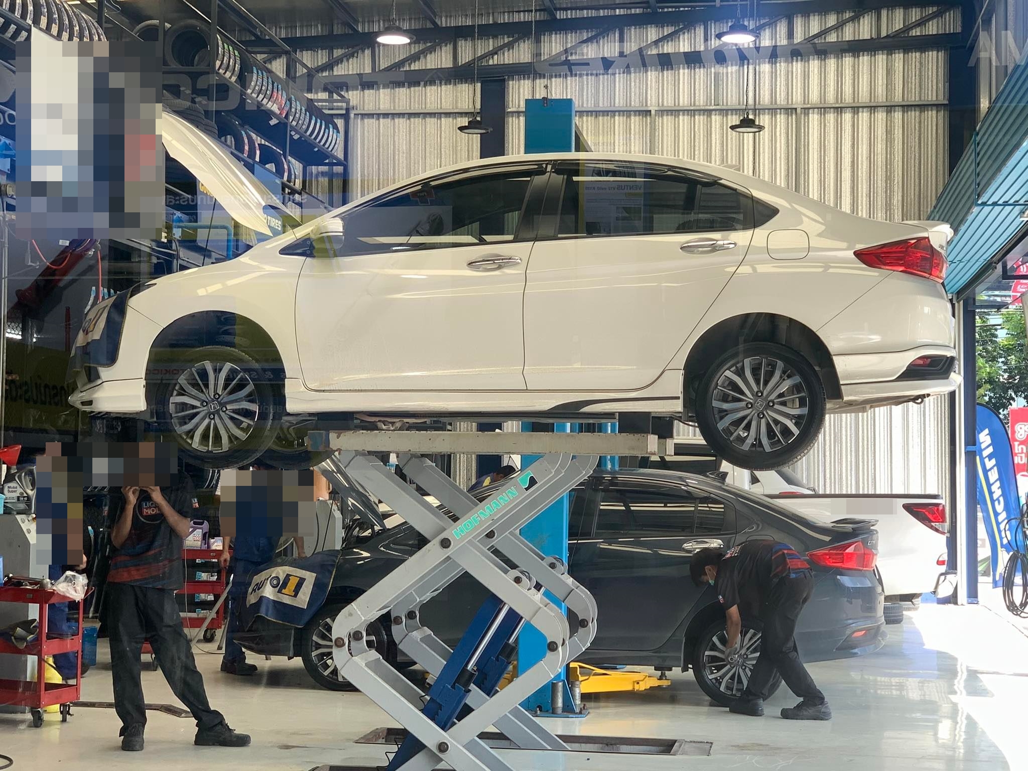 17 วิธีประหยัดน้ำมัน ขับรถอย่างไรสู้วิกฤตน้ำมันแพง ช่วยเซฟเงินในกระเป๋า?