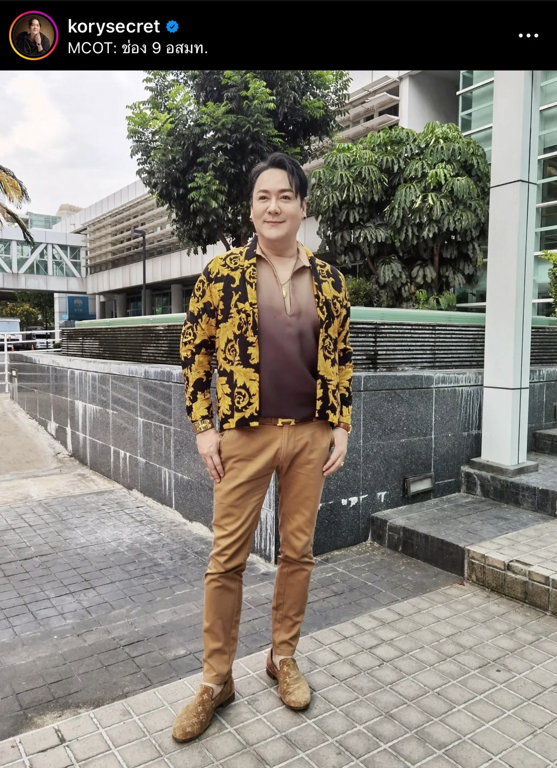 สุดจะทน! โก้ ธีรศักดิ์ โพสต์เดือด โดนเพื่อนบ้านระรานปาถุงปัสสาวะใส่หลังคา