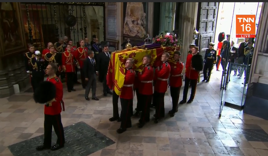 ประมวลภาพขบวนอัญเชิญหีบพระบรมศพ ควีนเอลิซาเบธที่ 2 สู่มหาวิหารเวสต์มินสเตอร์