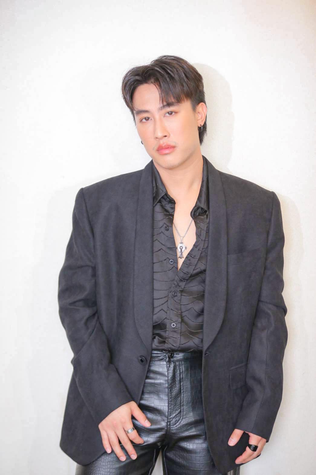 หลงรักรุ่นพี่ นุ๊ก ธนดล เผยภาพเจอ แพท ณปภา ครั้งแรกเมื่อ 10 ปีก่อน หลงรักรุ่นพี่ นุ๊ก ธนดล เผยภาพเจอ แพท ณปภา ครั้งแรกเมื่อ 10 ปีก่อน