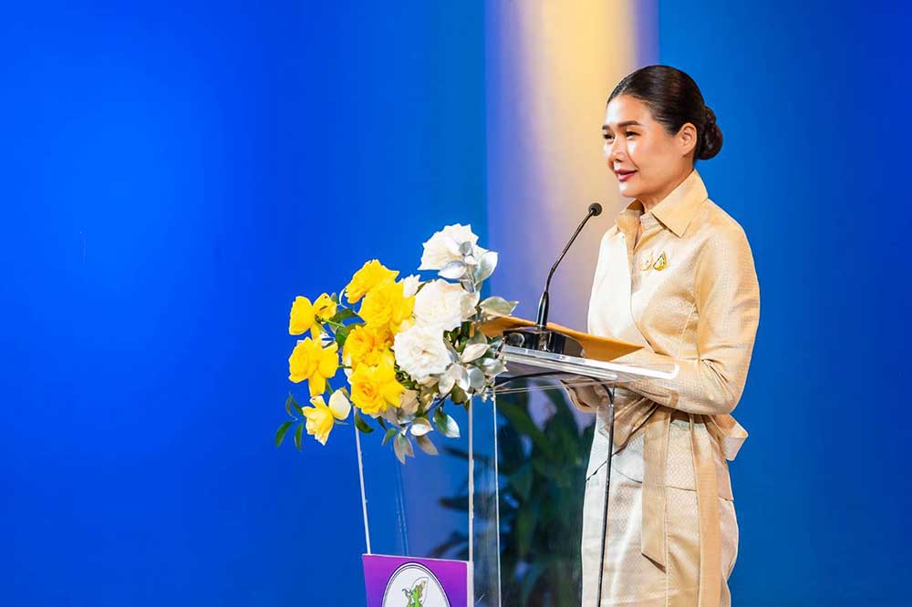 รมต.ประจำสำนักนายกฯ เผยคนรุ่นใหม่ผลิตสื่อเทิดทูนสถาบันฯ ได้สร้างสรรค์ รมต.ประจำสำนักนายกฯ เผยคนรุ่นใหม่ผลิตสื่อเทิดทูนสถาบันฯ ได้สร้างสรรค์