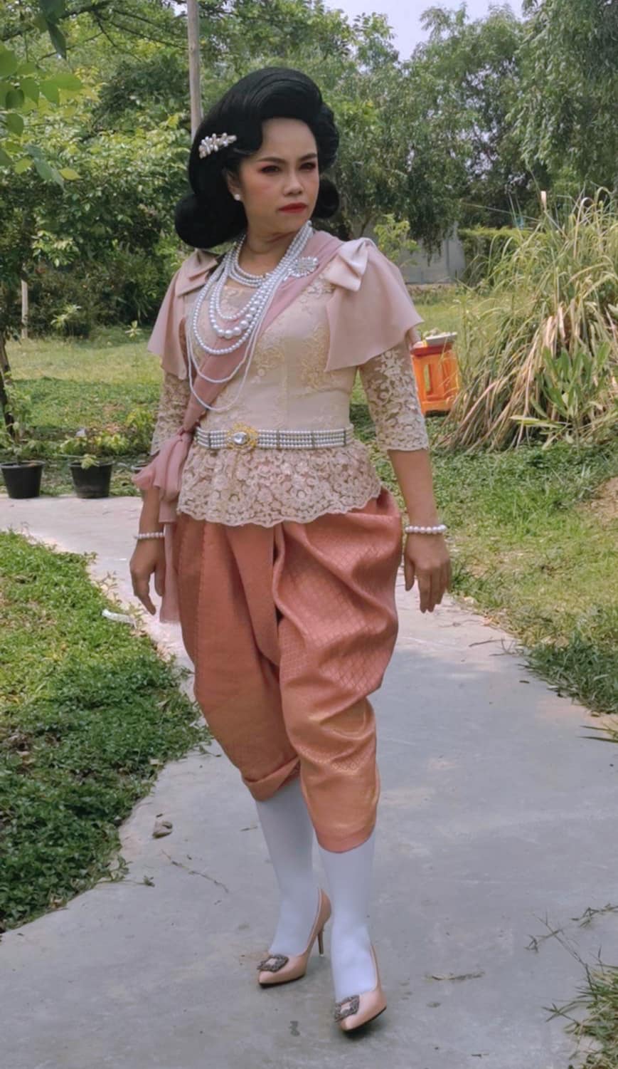 ตุ๊กกี้ เดือด! ถามหามารยาท หลังยูทูบเบอร์บุกบ้านสัมภาษณ์พ่อ ที่ต่างจังหวัด