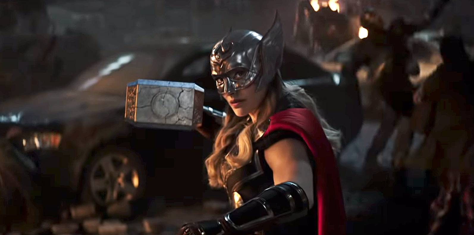 แฟนๆพร้อมใจกันแชร์ภาพนู้ดของ คริส เฮมส์เวิร์ท จากหนัง Thor: Love and Thunder ว่อนโลกโซเชียล