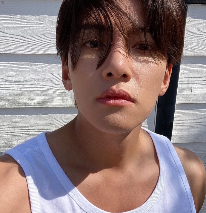 ต้นสังกัดยืนยัน 'จีชางอุค' พระเอกหน่มชื่อดัง ติดเชื้อโควิด-19 ต้นสังกัดยืนยัน 'จีชางอุค' พระเอกหน่มชื่อดัง ติดเชื้อโควิด-19