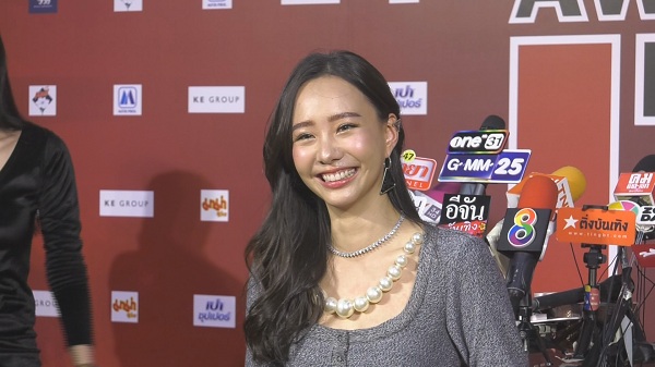 เต้ย จรินทร์พร ยืนยันโสดสนิท/ยินดีมิวมีลูก  (มีคลิป)