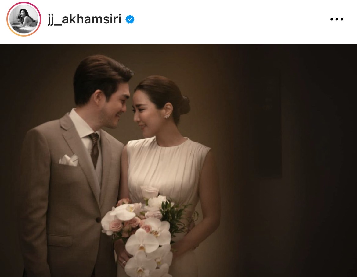 วิวาห์หวาน! จั๊กจั่น-เค ควงคู่เข้าพิธีแต่งงานแล้ว