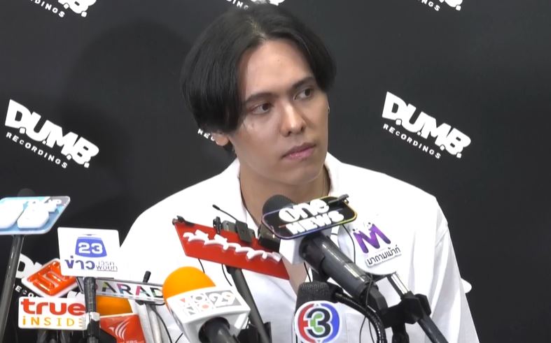 แพทริค อนันดา ตั้งโต๊ะแถลงข่าว หลังมีสาวอ้าง แฉทำร้ายร่างกาย แพทริค อนันดา ตั้งโต๊ะแถลงข่าว หลังมีสาวอ้าง แฉทำร้ายร่างกาย