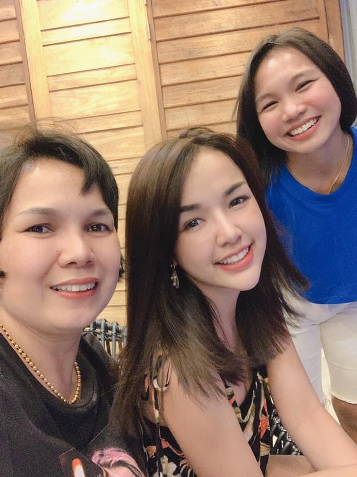 เห็นลูกเจ็บ แม่เกตุ น้ำตาไหล แฟนๆ รอชมความปัง เจนนี่ อัพสวย? เห็นลูกเจ็บ แม่เกตุ น้ำตาไหล แฟนๆ รอชมความปัง เจนนี่ อัพสวย?