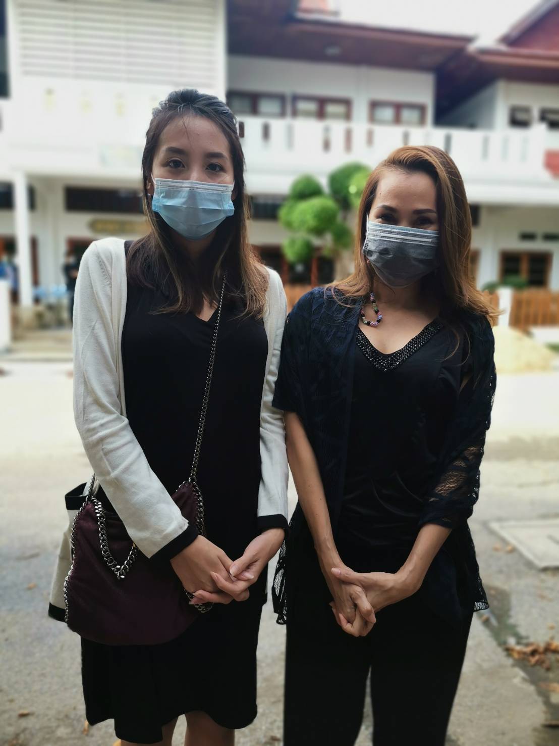 ภรรยา - ลูกสาว ร่ำไห้ หลังเสนาโค้กจากไปอย่างไม่มีวันกลับ