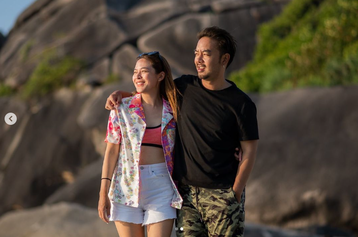 น้ำหวาน-กวาง ยืนยันรักยังแฮปปี้ ไม่ใช่คู่รักเสียงดีเลิกเงียบตามข่าวลือ (มีคลิป)