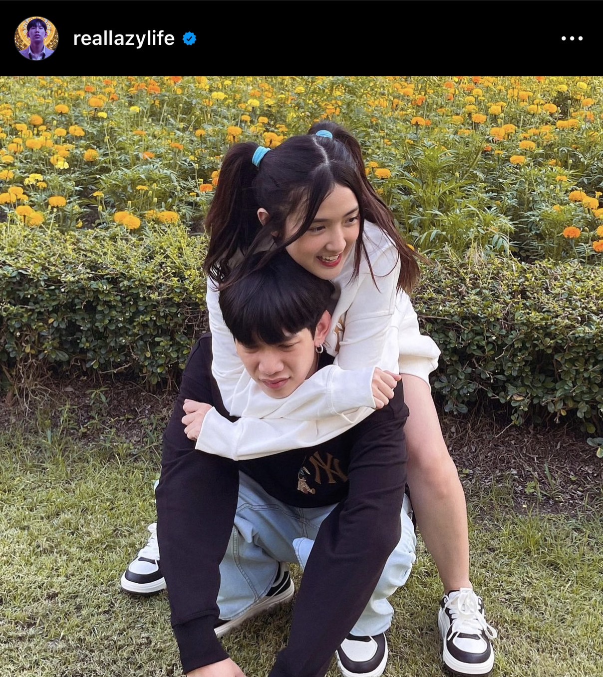 ท็อป Lazyloxy ปลอบใจสาว เบียร์ หลังถูกบูลลี่ เผยเขาน่ารักที่สุดสำหรับผม ท็อป Lazyloxy ปลอบใจสาว เบียร์ หลังถูกบูลลี่ เผยเขาน่ารักที่สุดสำหรับผม