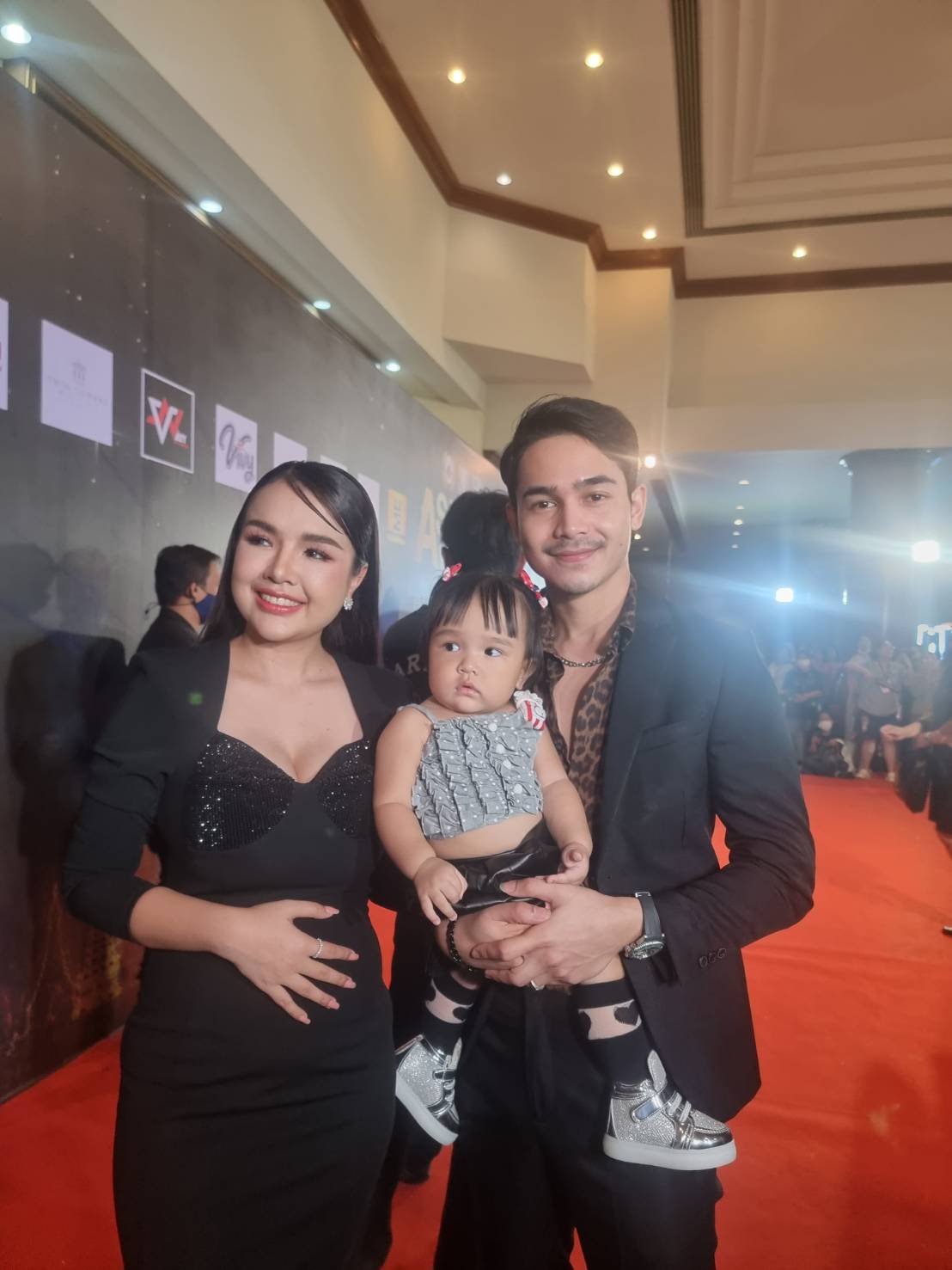 “เจนนี่- ยิว” เปิดใจ หลังประกาศท้องลูกคนที่ 2 “เจนนี่- ยิว” เปิดใจ หลังประกาศท้องลูกคนที่ 2