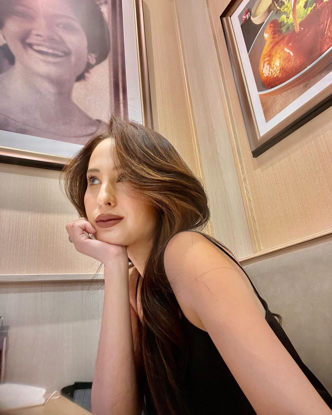 “ขวัญ อุษามณี” หันซบอกบ้านหลังเดิม เซ็นสัญญาวิกหมอชิต (มีคลิป)