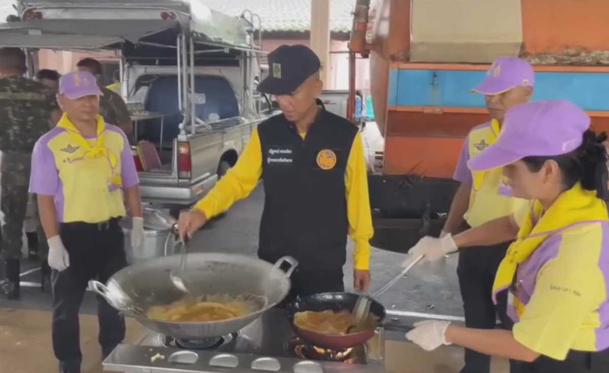 มวลน้ำจากต.สะตอ ไหลท่วมเขาสมิงแล้ว มวลน้ำจากต.สะตอ ไหลท่วมเขาสมิงแล้ว