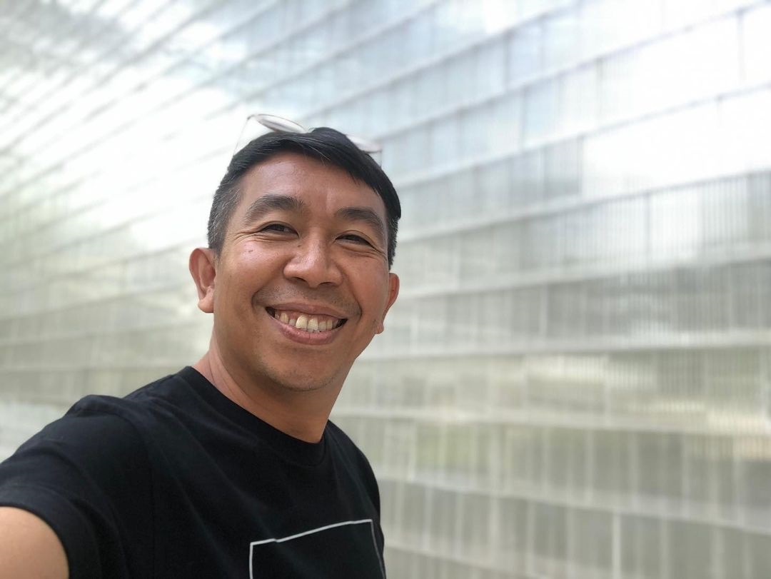 เสนาลิง เผยมิตรภาพนับสิบปีกับรุ่นพี่ เสนาโค้ก พร้อมหาทางช่วยเหลือในแบบพี่น้อง เสนาลิง เผยมิตรภาพนับสิบปีกับรุ่นพี่ เสนาโค้ก พร้อมหาทางช่วยเหลือในแบบพี่น้อง