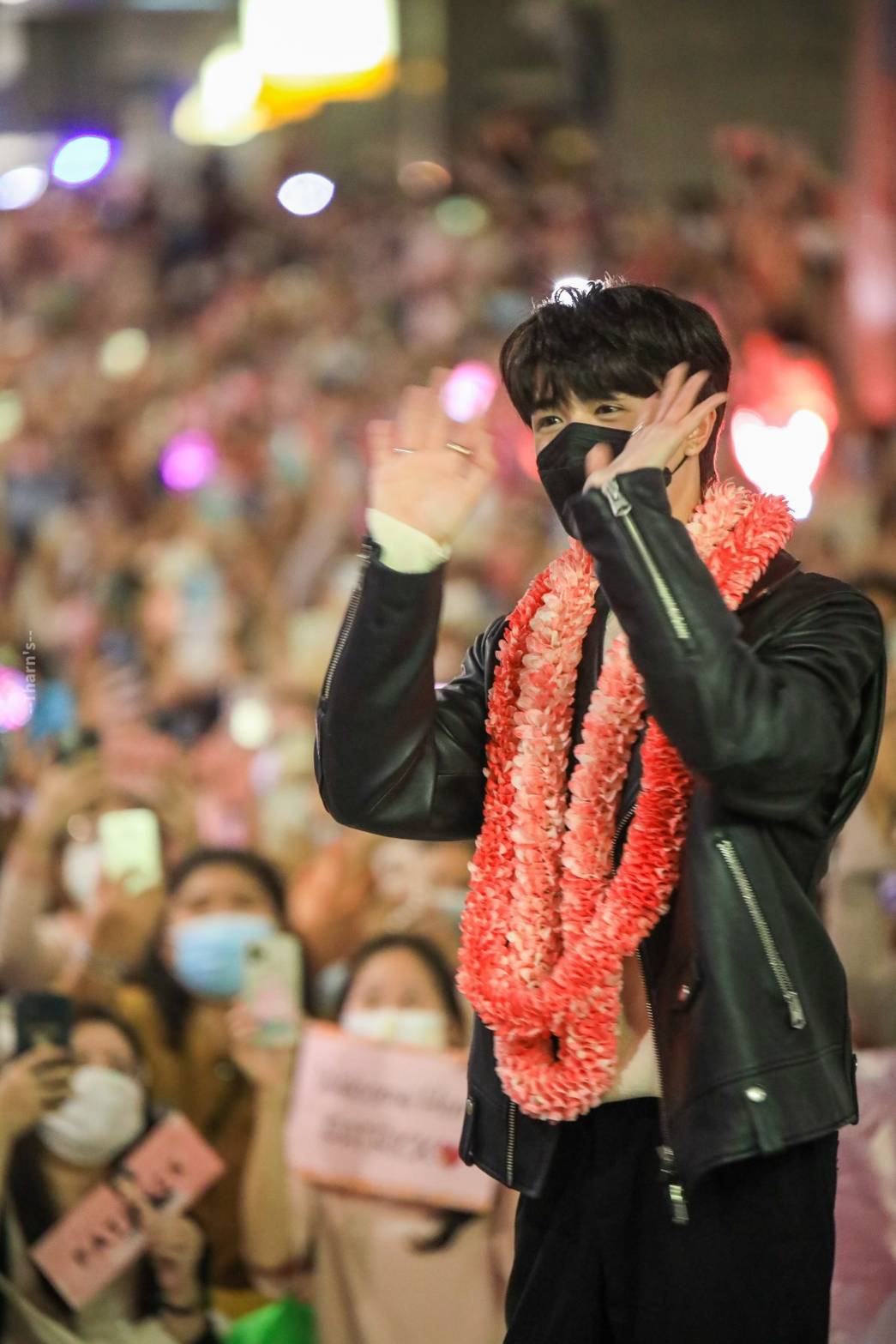 แพทริค INTO1 กลับไทยในรอบ 2 ปี แฟนคลับต้อนรับแน่น ด้วยความคิดถึง
