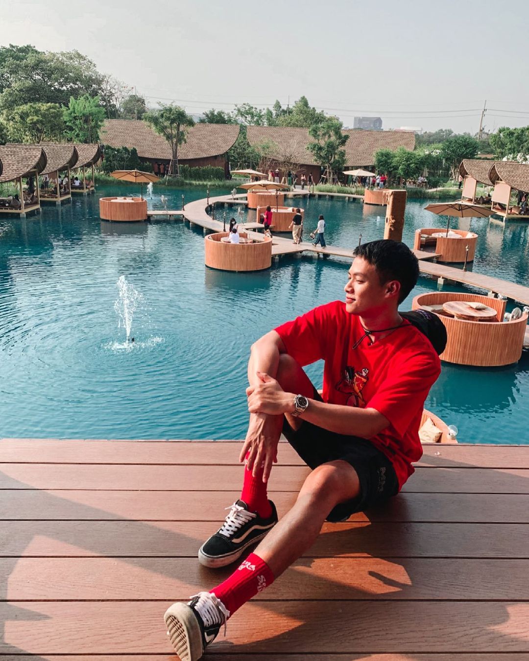 “ปอ อรรณพ” กุมขมับหลังประกาศห้ามรับประทานอาหารในร้าน (มีคลิป) “ปอ อรรณพ” กุมขมับหลังประกาศห้ามรับประทานอาหารในร้าน (มีคลิป)