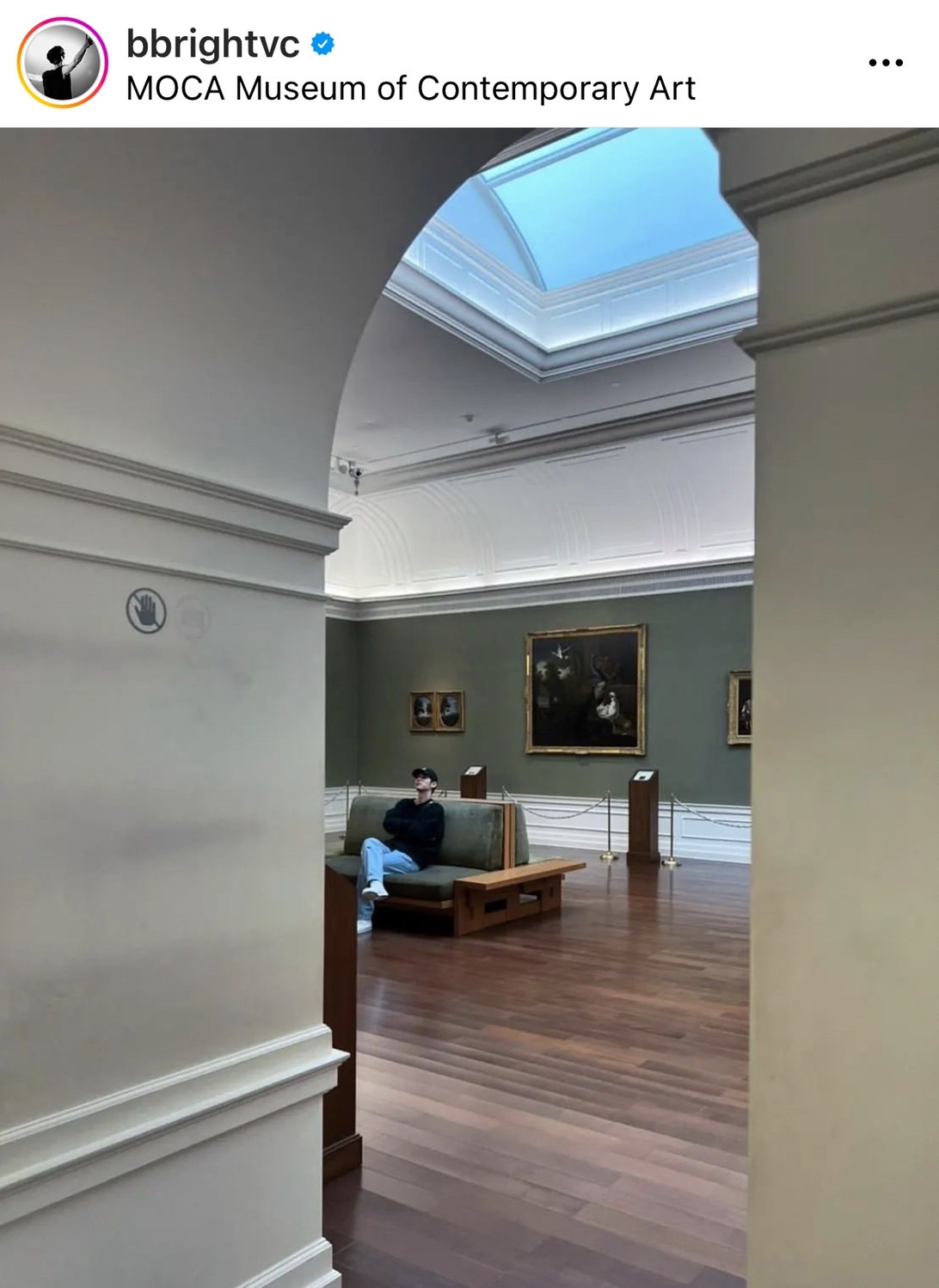 ไบร์ท วชิรวิชญ์ ชวนแก๊งเพื่อน เที่ยวพิพิธภัณฑ์ 