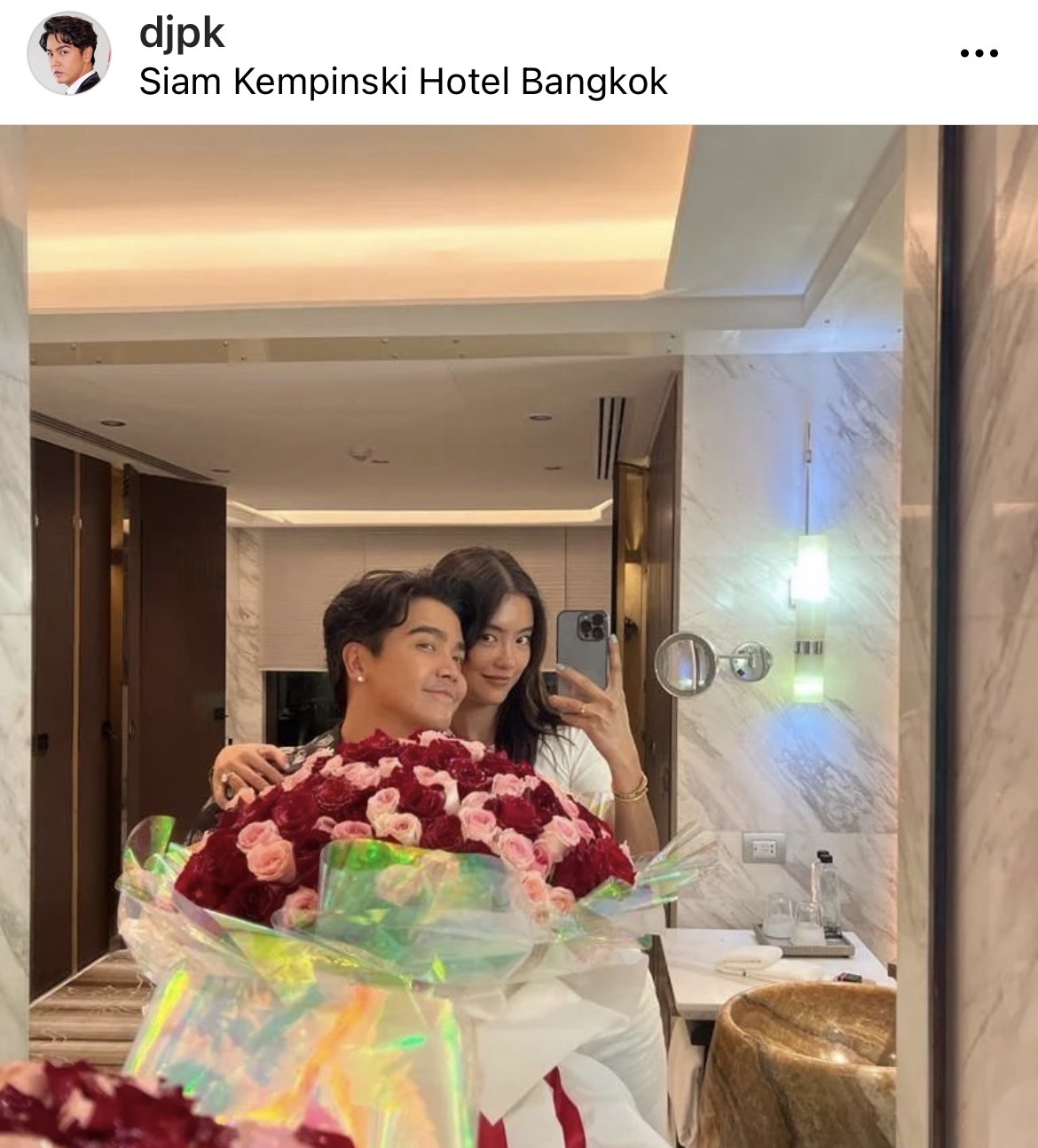 โย่ง อาร์มแชร์ และ พีเค โพสต์ข้อความซึ้ง ในวันเชิดชูภรรยา 