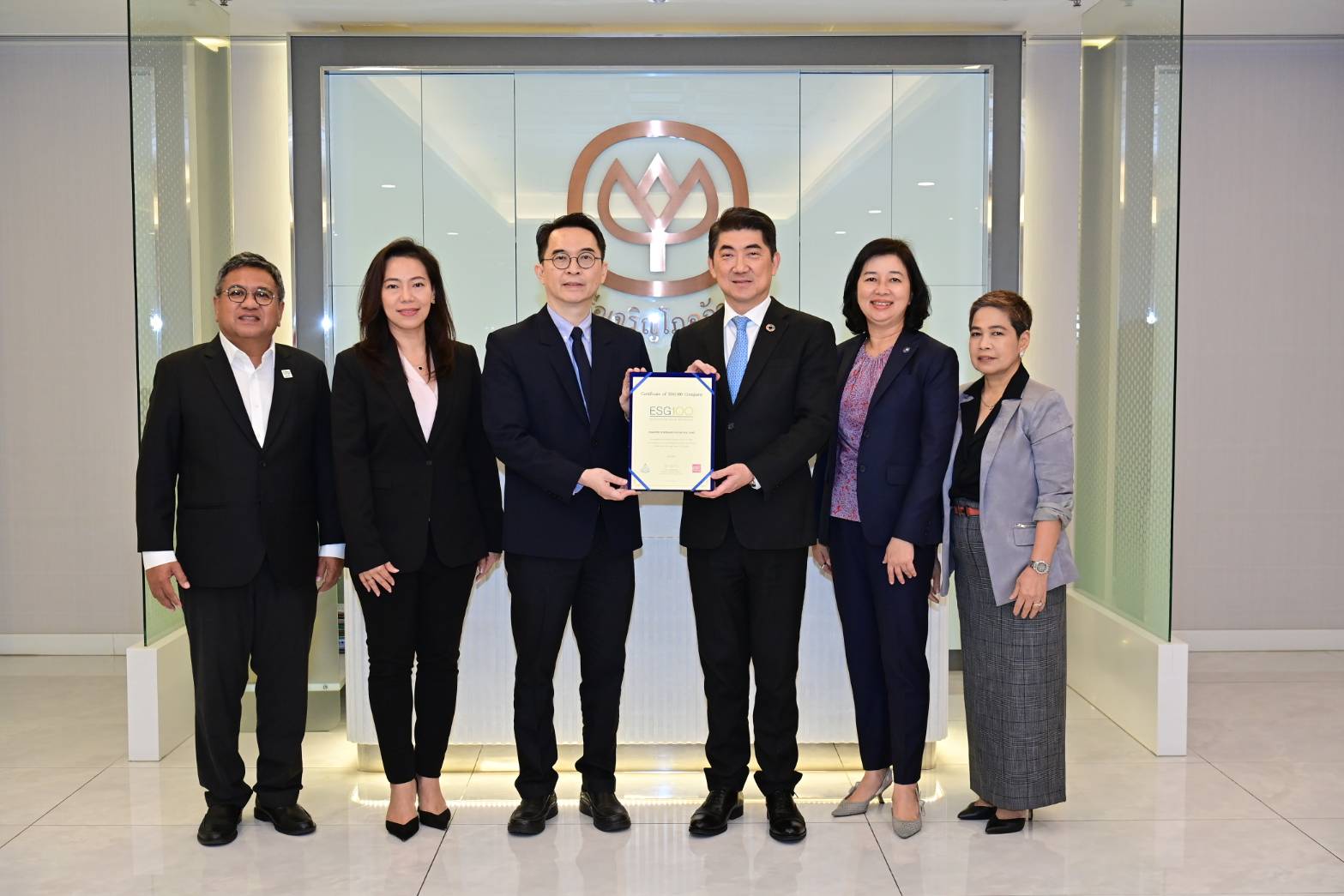 CPF ดำเนินธุรกิจโดดเด่นด้านสิ่งแวดล้อม สังคม และธรรมาภิบาล  รับรางวัล ESG100 เป็นปีที่ 7
