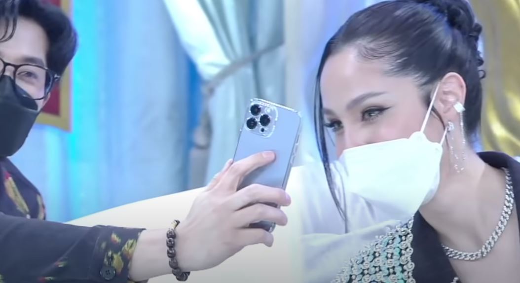 เปิดภาพแฟน ขวัญ อุษามณี กลางรายการ หนุ่ม กรรชัย ลั่น! ถ้ารู้จะตกใจ