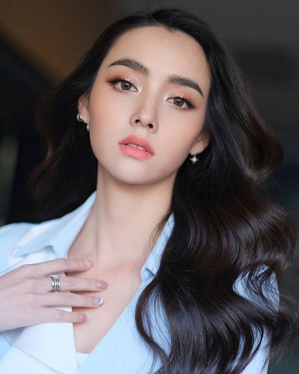 “ไต้ฝุ่น ตากเพชร” เคลียร์ภาพหลุดควง “มุกดา” เที่ยว ย้ำสถานะมีลุ้น (มีคลิป)