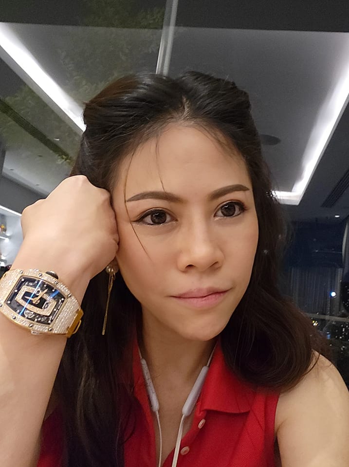 ยอมรับว่าบ้ง!! หมอของขวัญ เจอดราม่า พิมรี่พาย กตัญญูด้วยเงิน 5 ล้าน ยอมรับว่าบ้ง!! หมอของขวัญ เจอดราม่า พิมรี่พาย กตัญญูด้วยเงิน 5 ล้าน