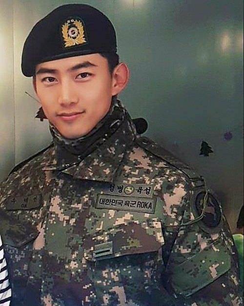 รักชาติยิ่งชีพ!! 'แทคยอน 2PM’ เข้าฝึกเป็นทหารกองหนุน แม้ปลดประจำการมา 3 ปี