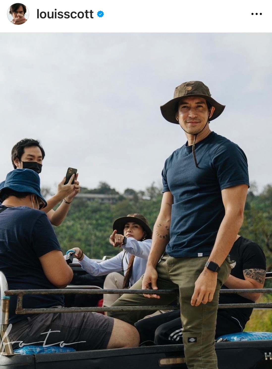 ไม่เหมือนตรงไหน? ชาวเน็ตแชร์ภาพนักแสดงซีรีส์ดัง หน้าคล้ายคนบันเทิงไทย 3 คนนี้! ไม่เหมือนตรงไหน? ชาวเน็ตแชร์ภาพนักแสดงซีรีส์ดัง หน้าคล้ายคนบันเทิงไทย 3 คนนี้!