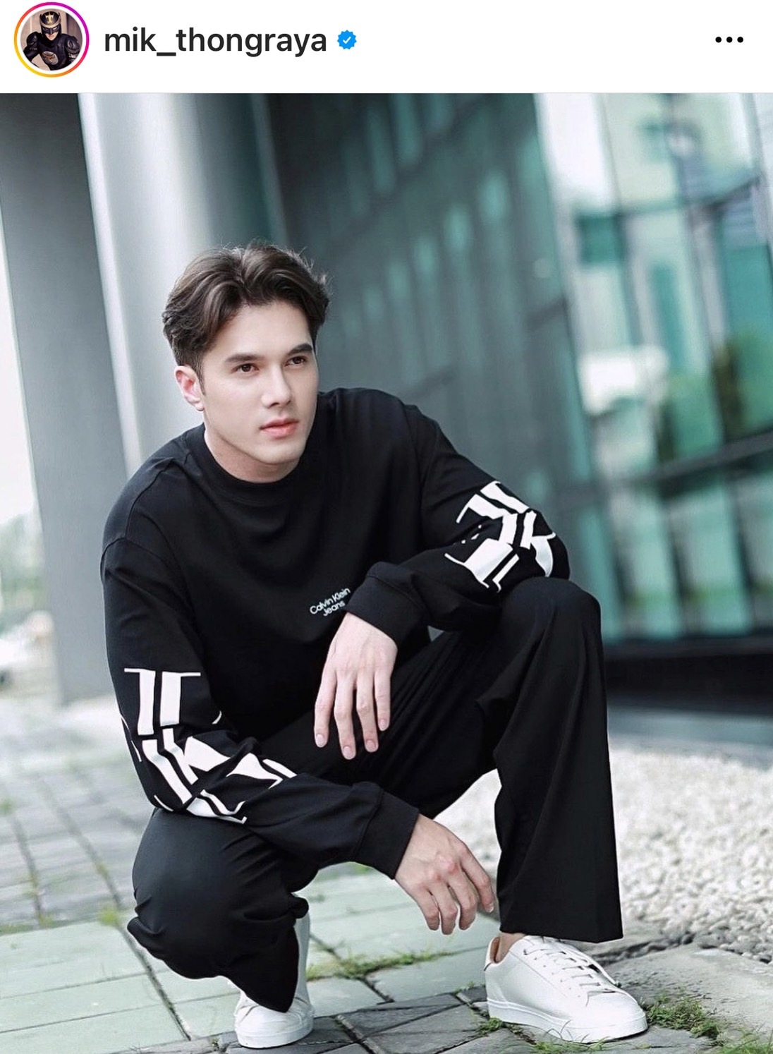 มิกค์ ทองระย้า รีบไปหาแม่ หลังน้ำท่วมบ้านที่สระบุรี 