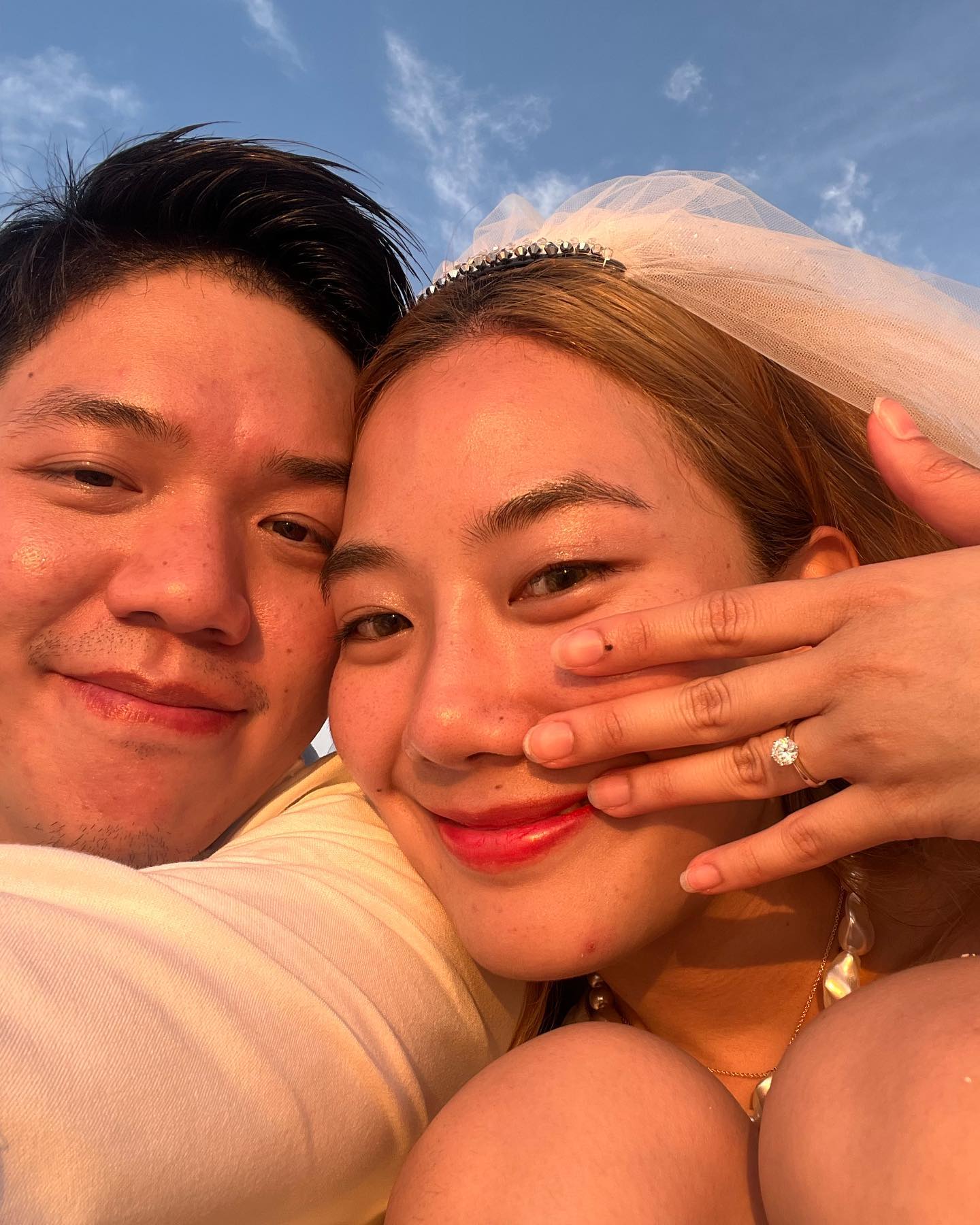 เจ้าสาวคนต่อไป!  นัตตี้ ถูกแฟนหนุ่มเซอร์ไพรส์ขอแต่งงาน