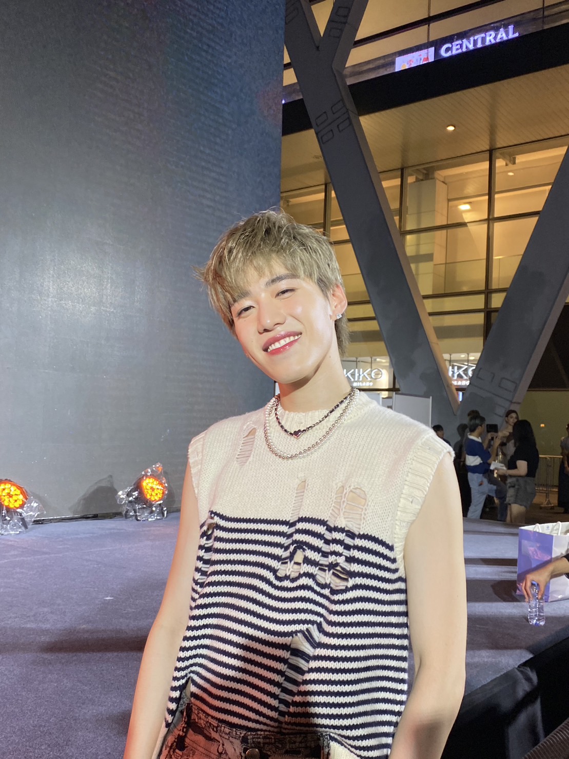 พีพี เขิน นาย ณภัทร เป็นพระเอกเอ็มวีเพลงล่าสุด