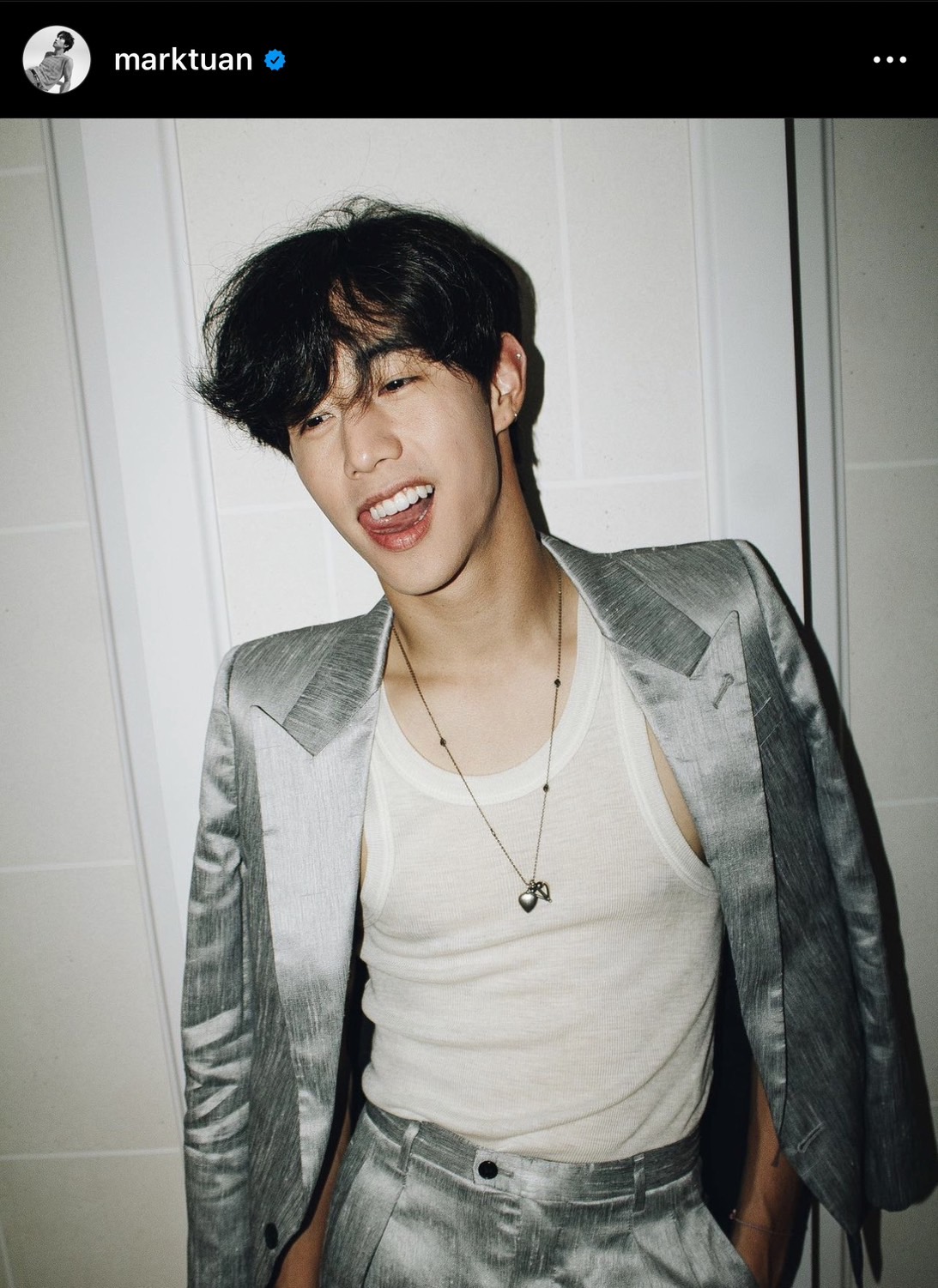 รับบทเป็นอากาเซ่! เบเบ้ อวดภาพคู่ซุปตาร์หนุ่ม มาร์ค ต้วน รับบทเป็นอากาเซ่! เบเบ้ อวดภาพคู่ซุปตาร์หนุ่ม มาร์ค ต้วน